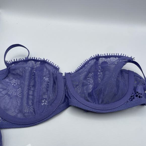 Chantelle Size 32C Purple Lace Bra Unpadded Underwire FR 85 NEW - Picture 6 of 6